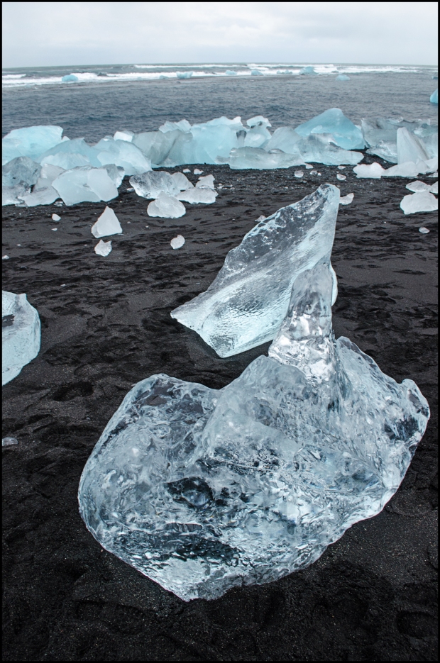 Diamond Beach Iceland Ice - acheckedbag.wordpress.com